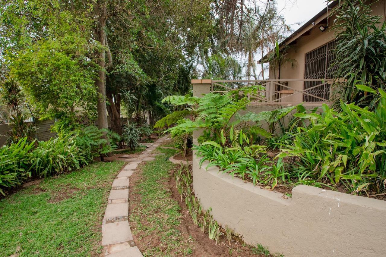 4 Gazelle Guesthouse Mbombela Екстер'єр фото
