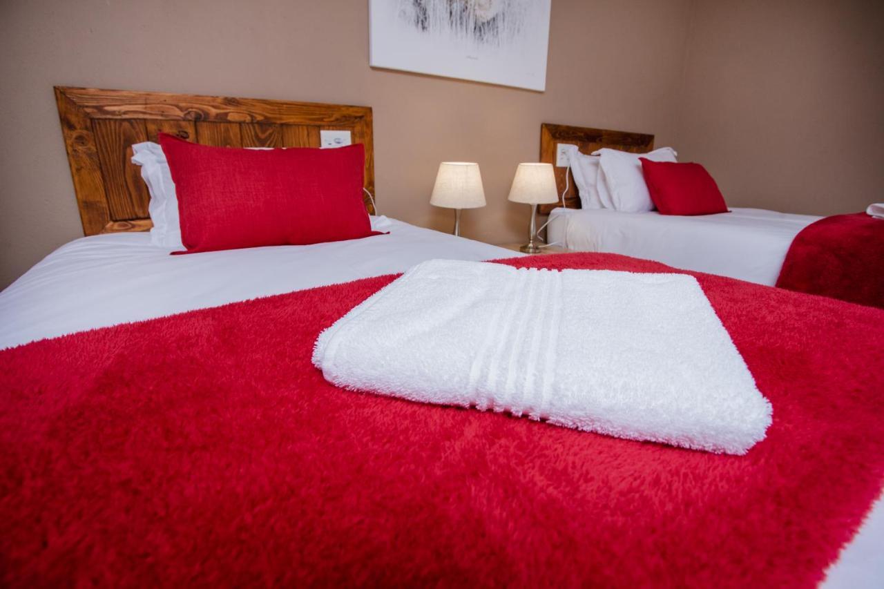 4 Gazelle Guesthouse Mbombela Екстер'єр фото